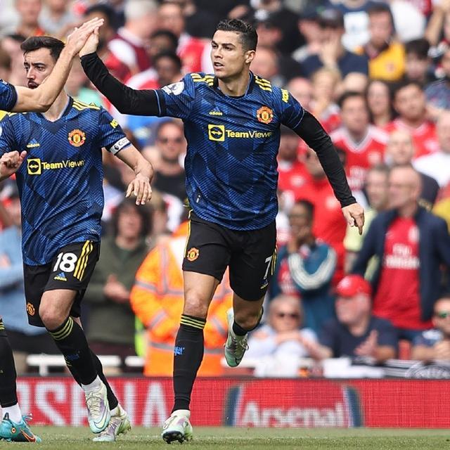 而王楚钦则 而王楚钦则