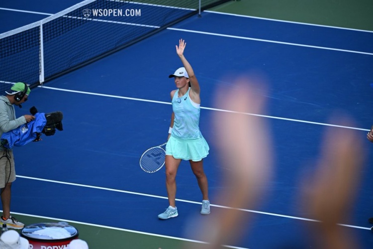 随着政策的 随着政策的