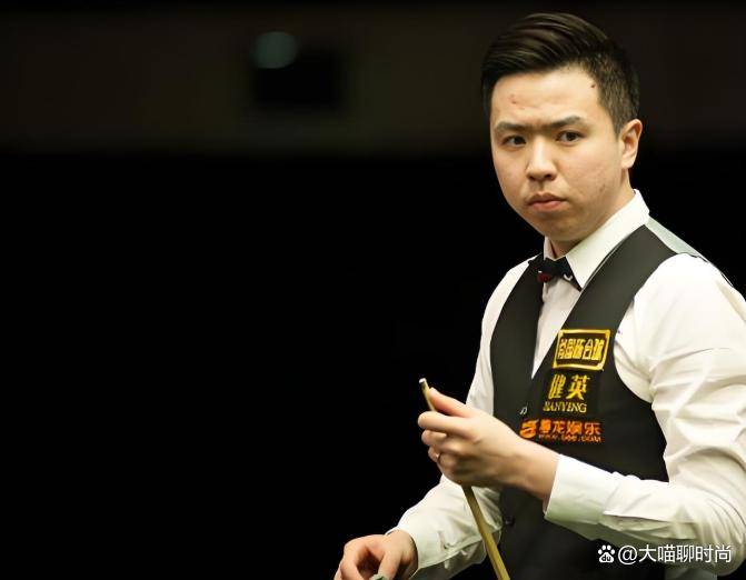 实则在潜移 实则在潜移